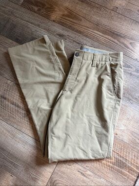 Men's Khaki UA golf pant